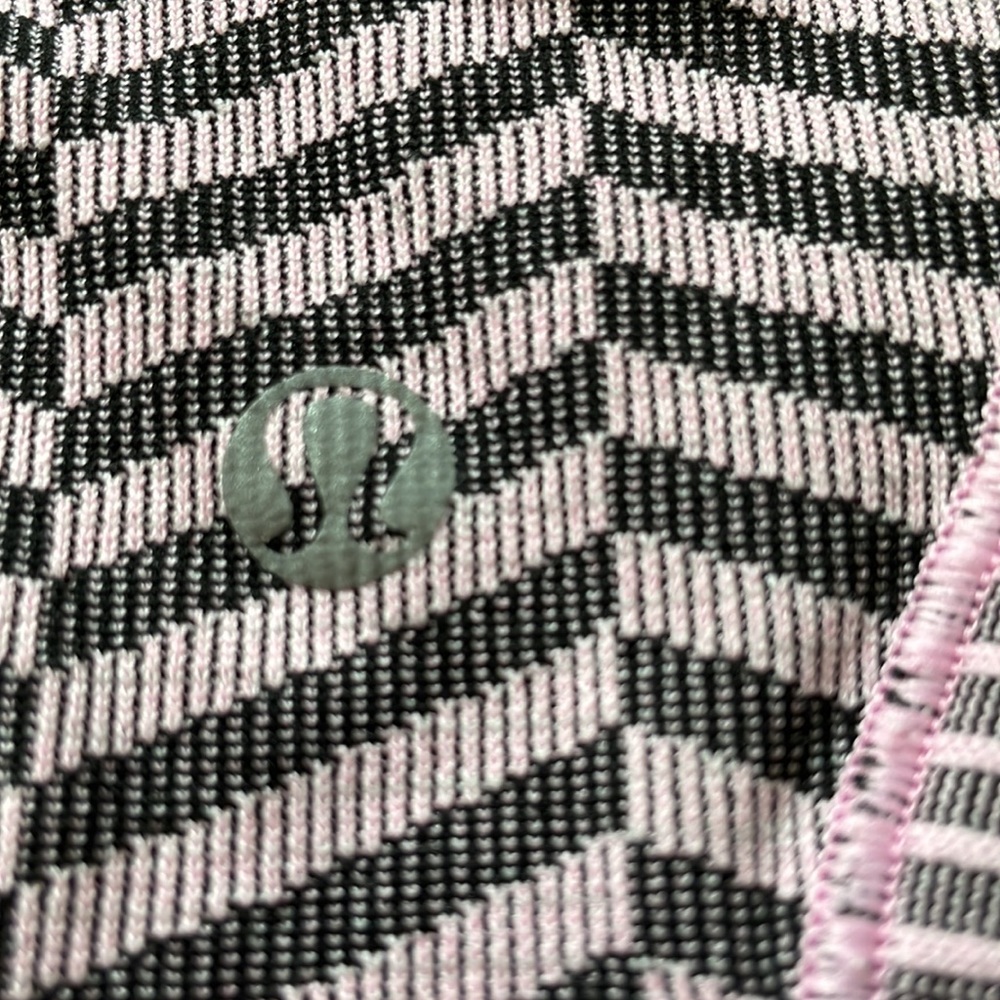 Lululemon Swiftly Tech Racerback - Picture 6 of 6